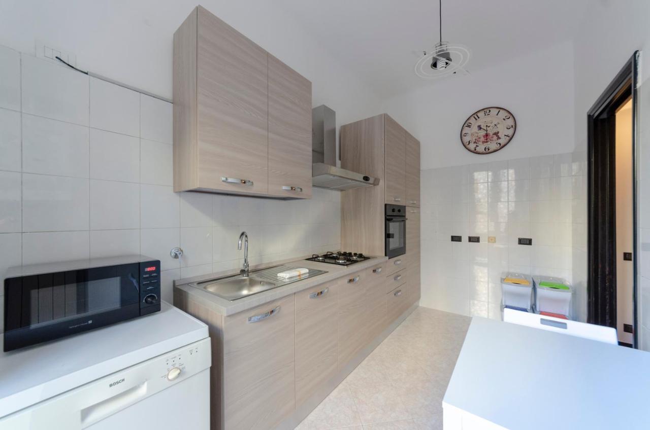 Altido Modern Flat For 6 In The Heart Of Genova Foce Apartment Exterior foto